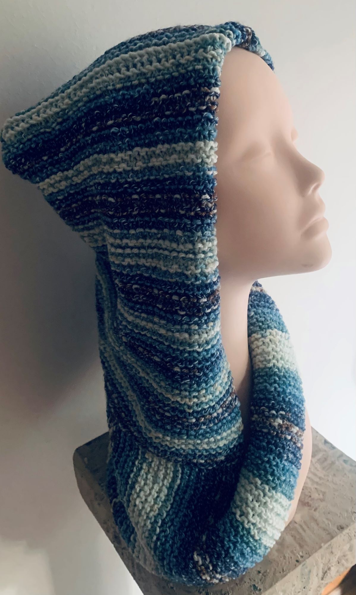 GORRO LANA GOIC DISEÑOS MULTICOLOR CON CUELLO TEJIDO A MANO A DOS AGUJAS - 1