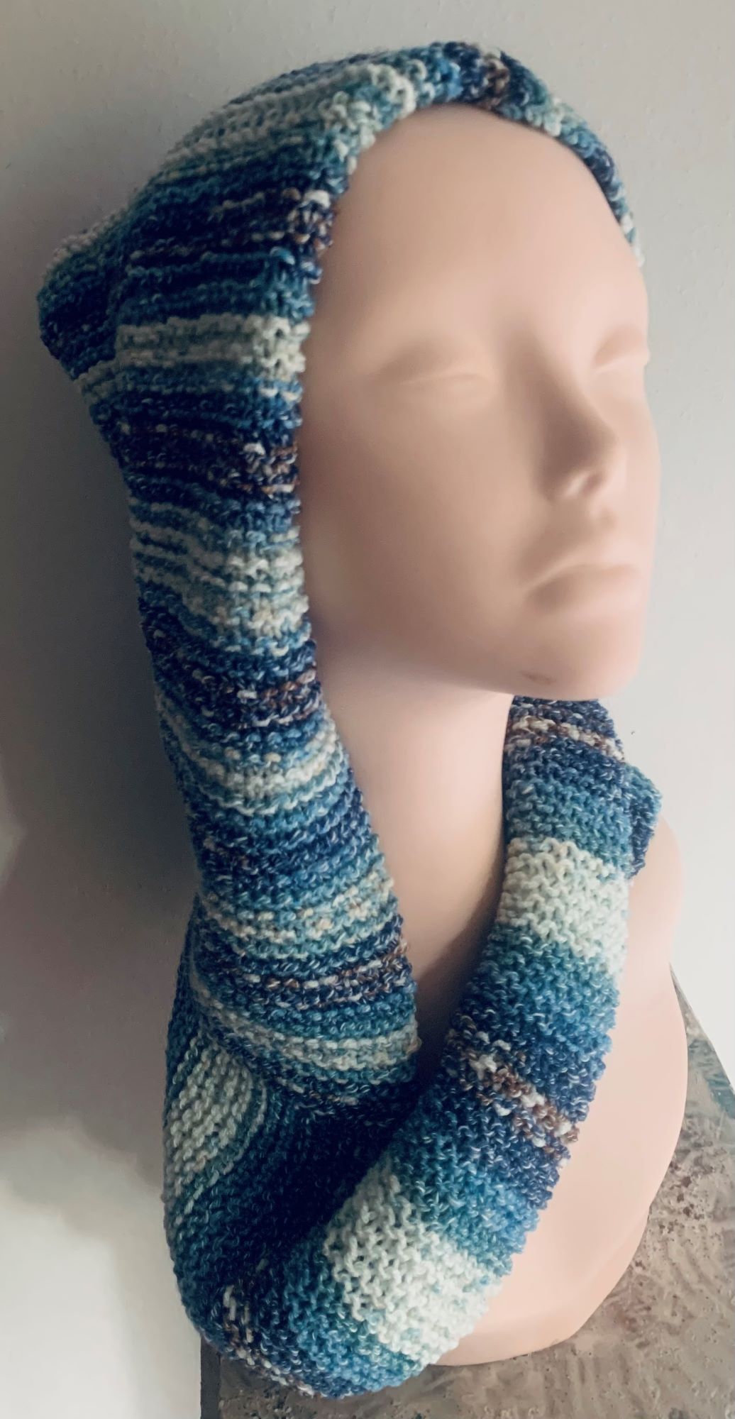 GORRO LANA GOIC DISEÑOS MULTICOLOR CON CUELLO TEJIDO A MANO A DOS AGUJAS - 2