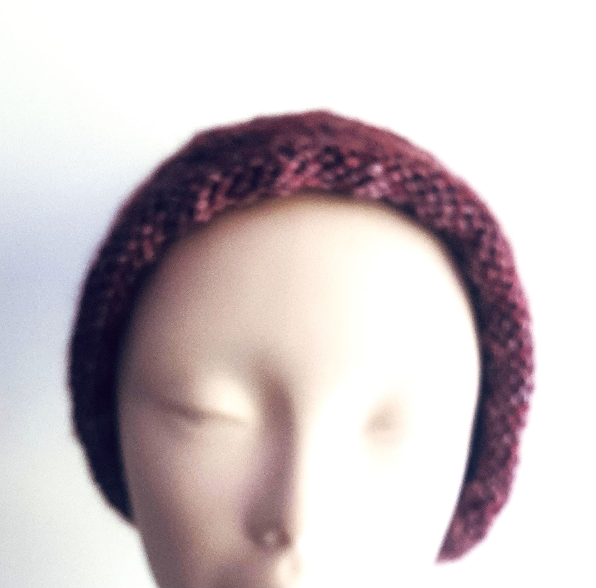 GORRO LANA GOIC DISEÑOS ROJO BERMELLON TEJIDO A MANO DISEÑO EXCLUSIVO - 2
