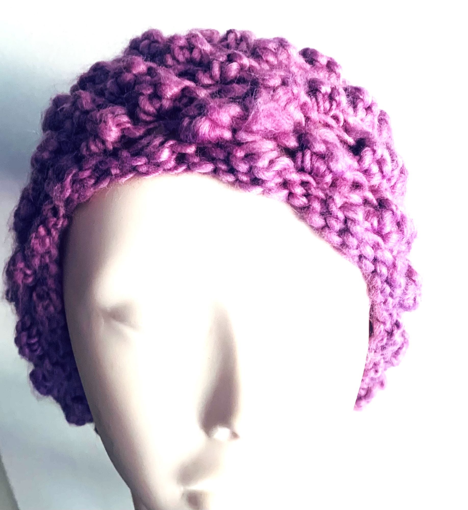 GORRO LANA GOIC DISEÑOS PALO ROSA TEJIDO A MANO DISEÑO EXCLUSIVO - 1