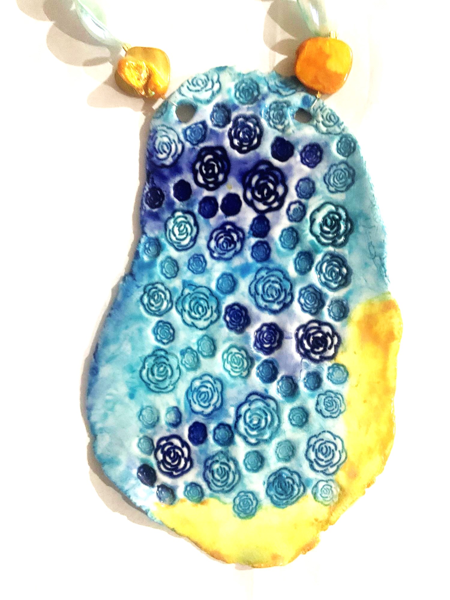 COLLAR DE PORCELANA GOIC DISEÑOS HECHO A MANO DISEÑO EXCLUSIVO - 3
