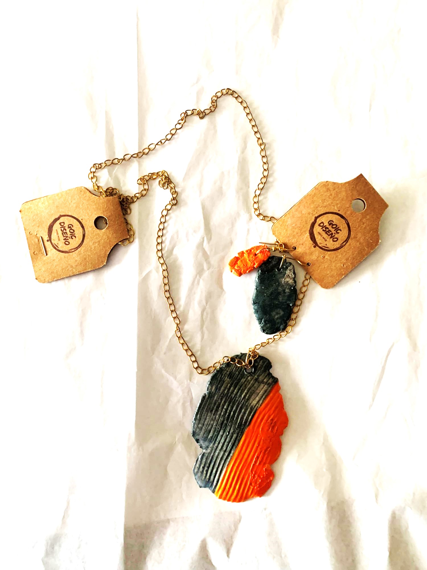 CONJUNTO DE AROS Y COLLAR GOIC DISEÑOS PORCELANA HECHO A MANO DISEÑO EXCLUSIVO - 1