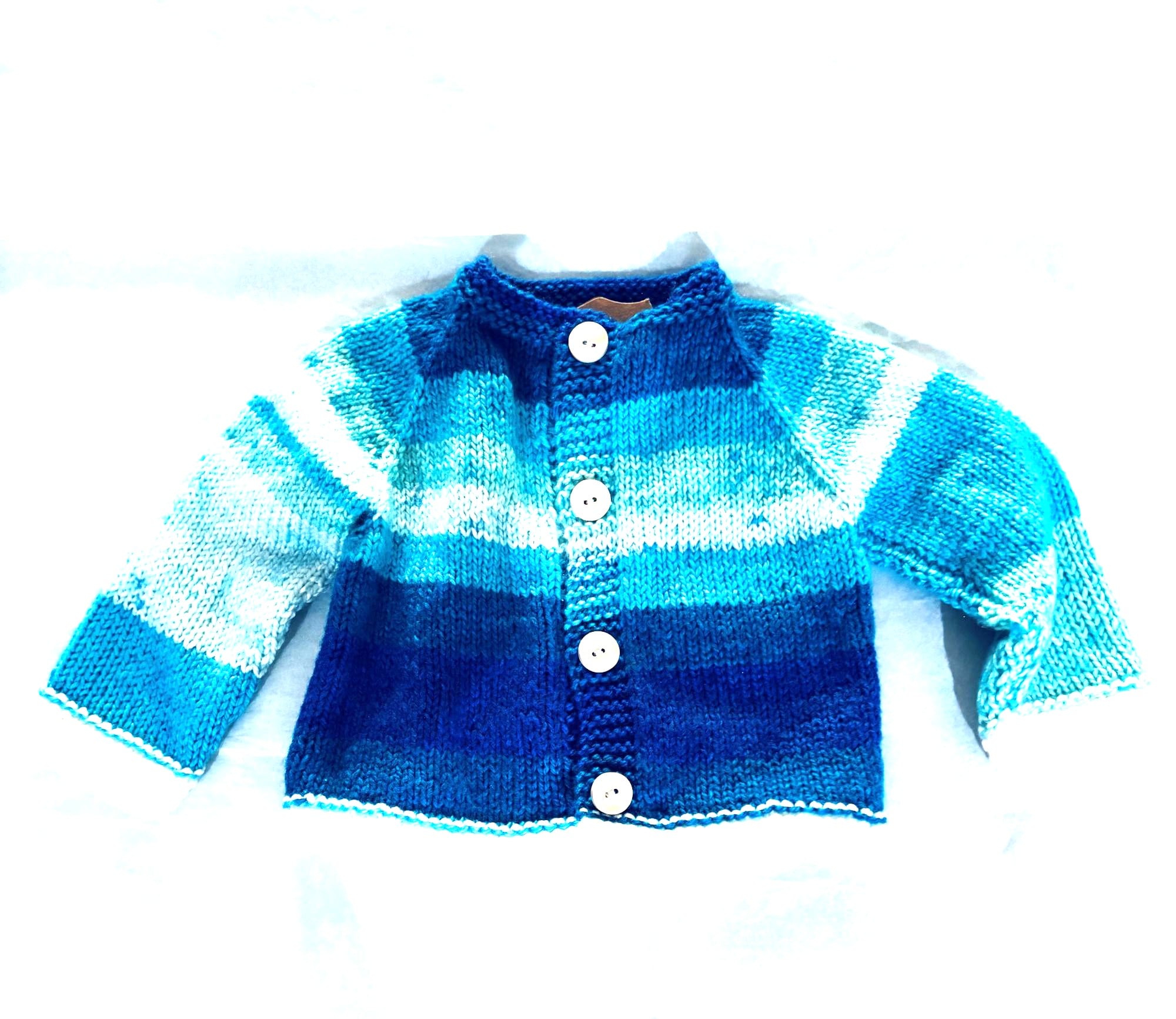 CONJUNTO BEBE GORRO Y CHALECO HECHO A MANO - 2
