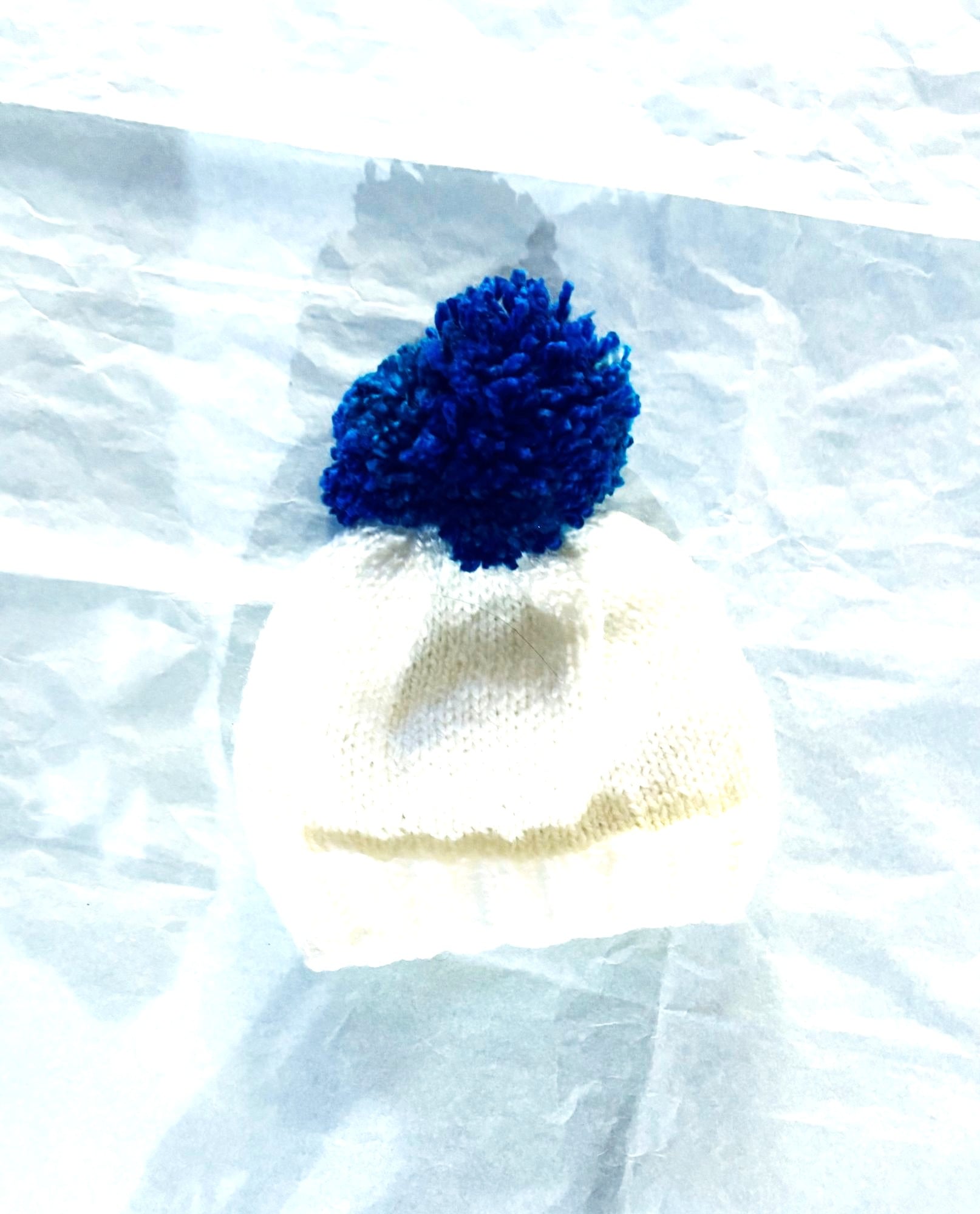 CONJUNTO BEBE GORRO Y CHALECO HECHO A MANO - 3