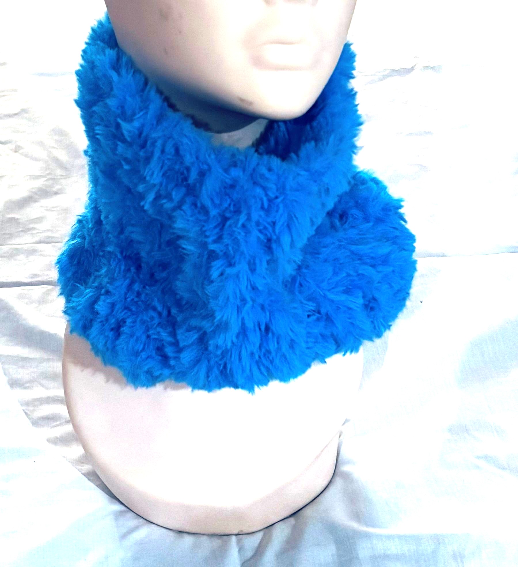 CUELLO DE LANA HECHO A MANO DISEÑO EXCLUSIVO - 2