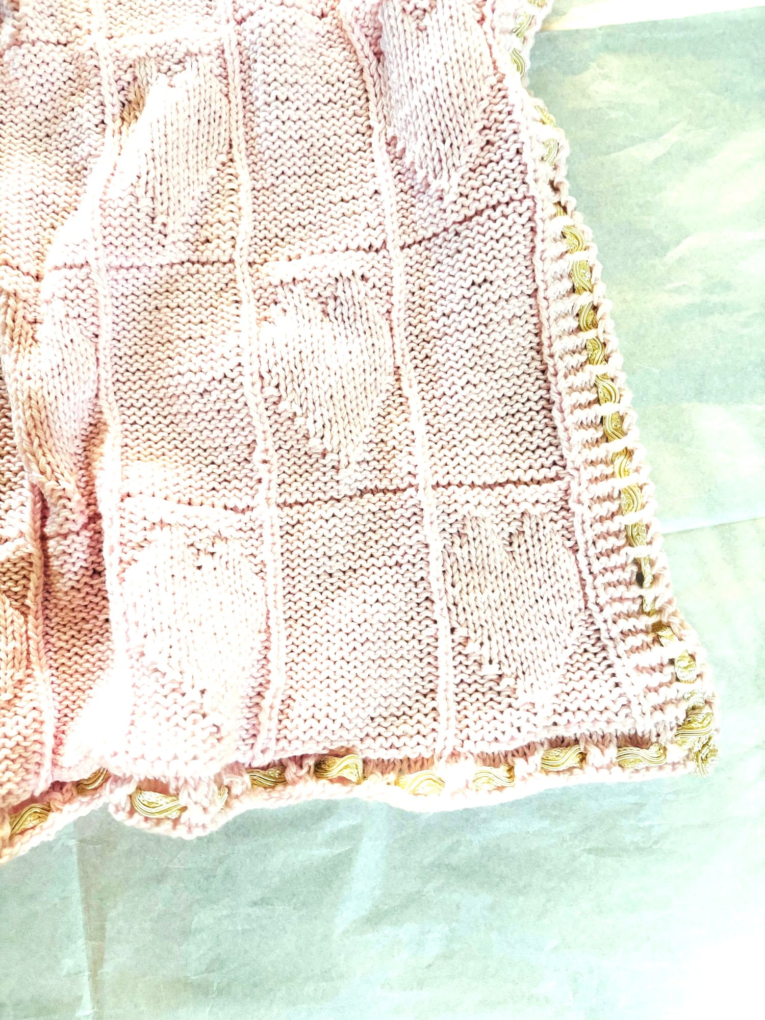 MANTA DE BEBE HECHA A MANO DISEÑO EXCLUSIVO - 2
