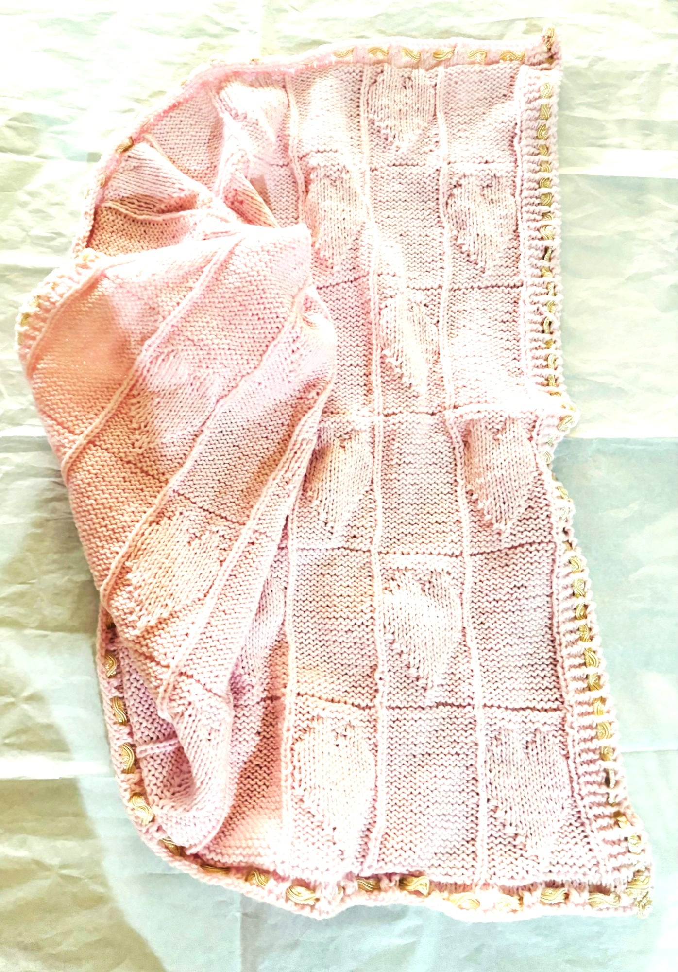 MANTA DE BEBE HECHA A MANO DISEÑO EXCLUSIVO - 3
