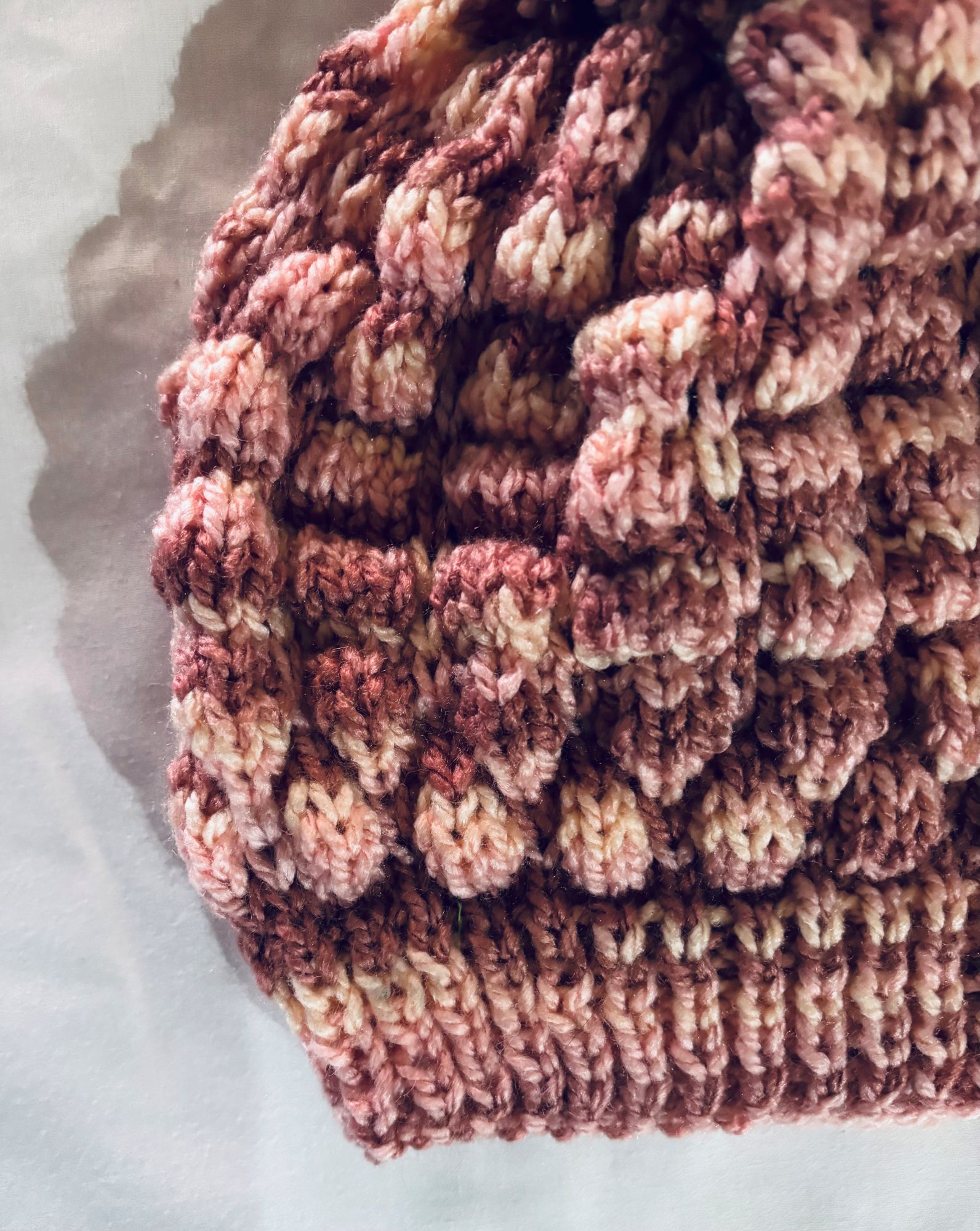 GORRO DE LANA TEJIDO A MANO DISEÑO EXCLUSIVO - 3