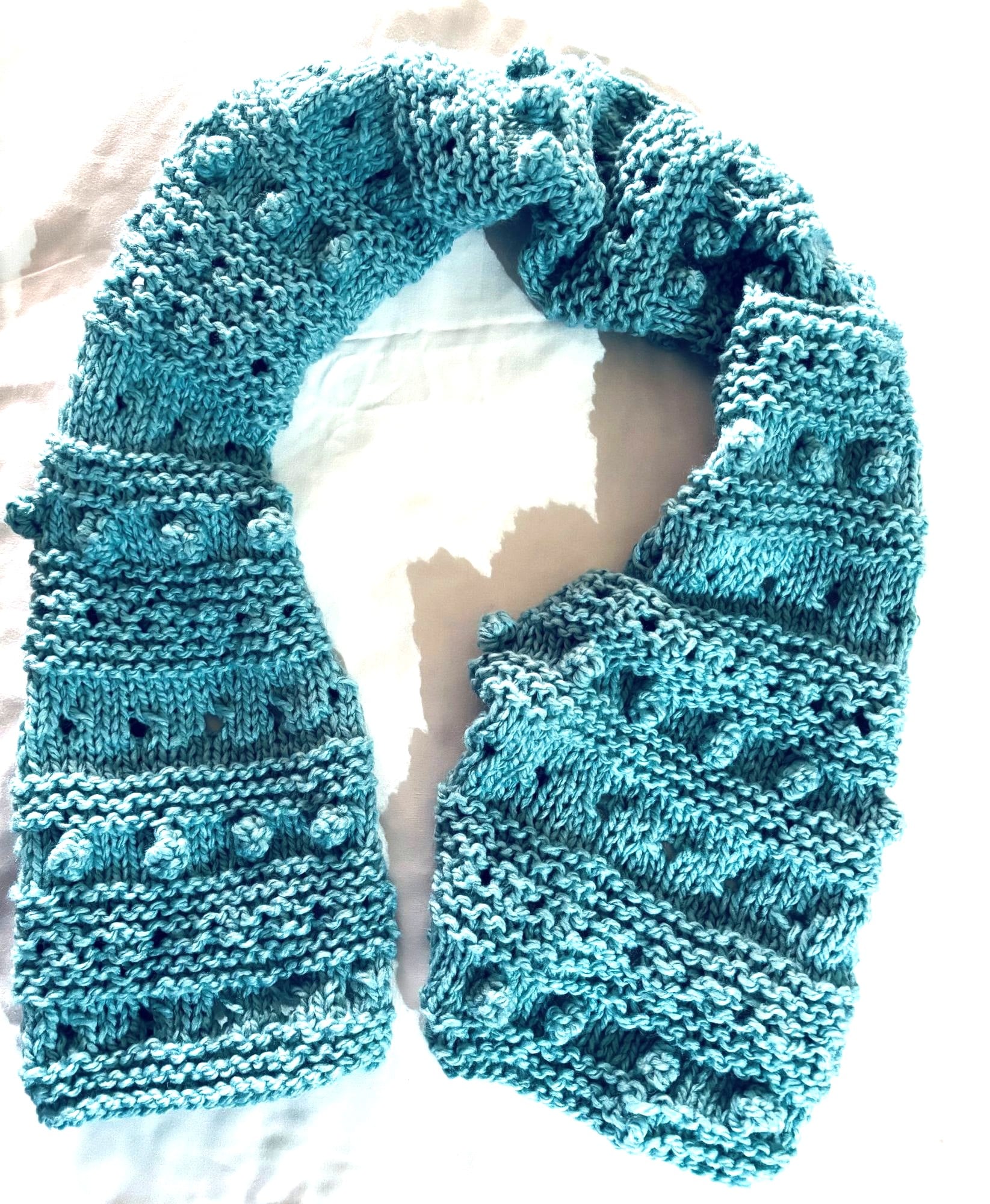 CONJUNTO GORRO Y CUELLO HECHO A MANO DISEÑO EXCLUSIVO - 3