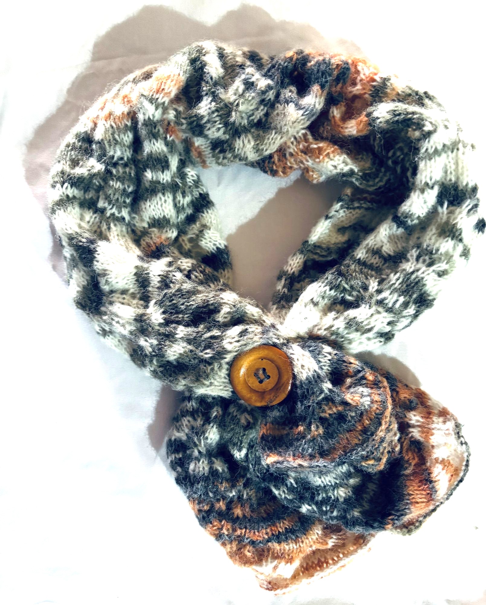 CONJUNTO GORRO Y CUELLO HECHO A MANO DISEÑO EXCLUSIVO - 3