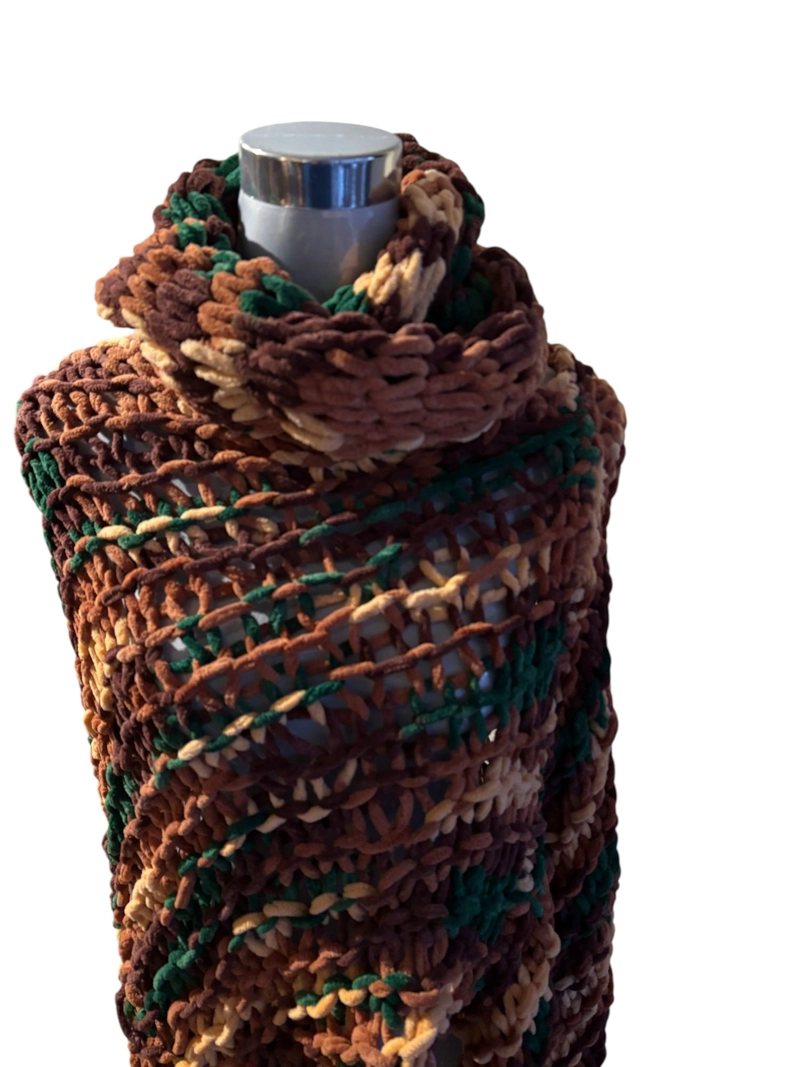 PONCHO LANA CHENILE HECHO A MANO EXCLUSIVO - 3