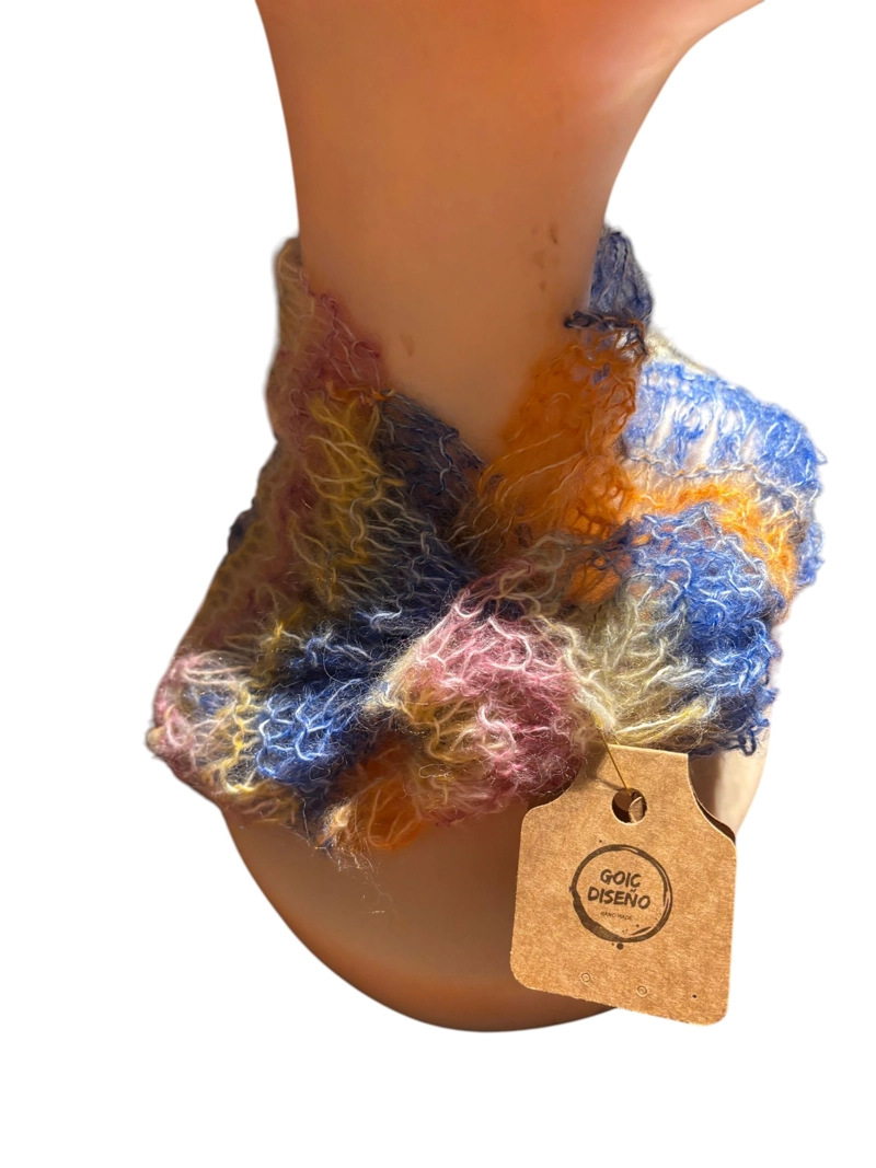 CUELLO DE LANA MOHAIR TEJIDO A MANO DISEÑO EXCLUSIVO - 1