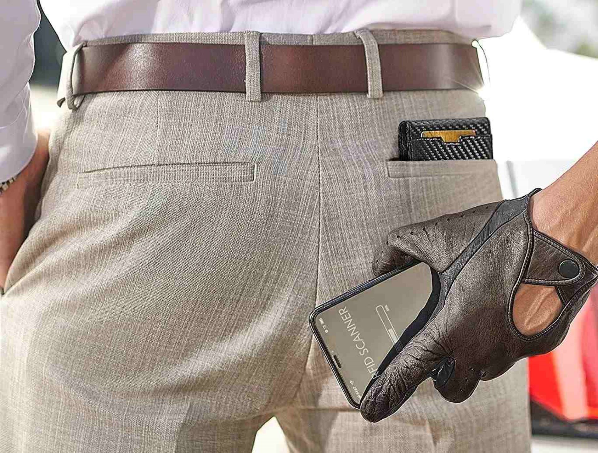 BILLETERA CUERO CON TARJETERO, BLOQUEO RFID COMPATIBLE CON AIRTAG - 4