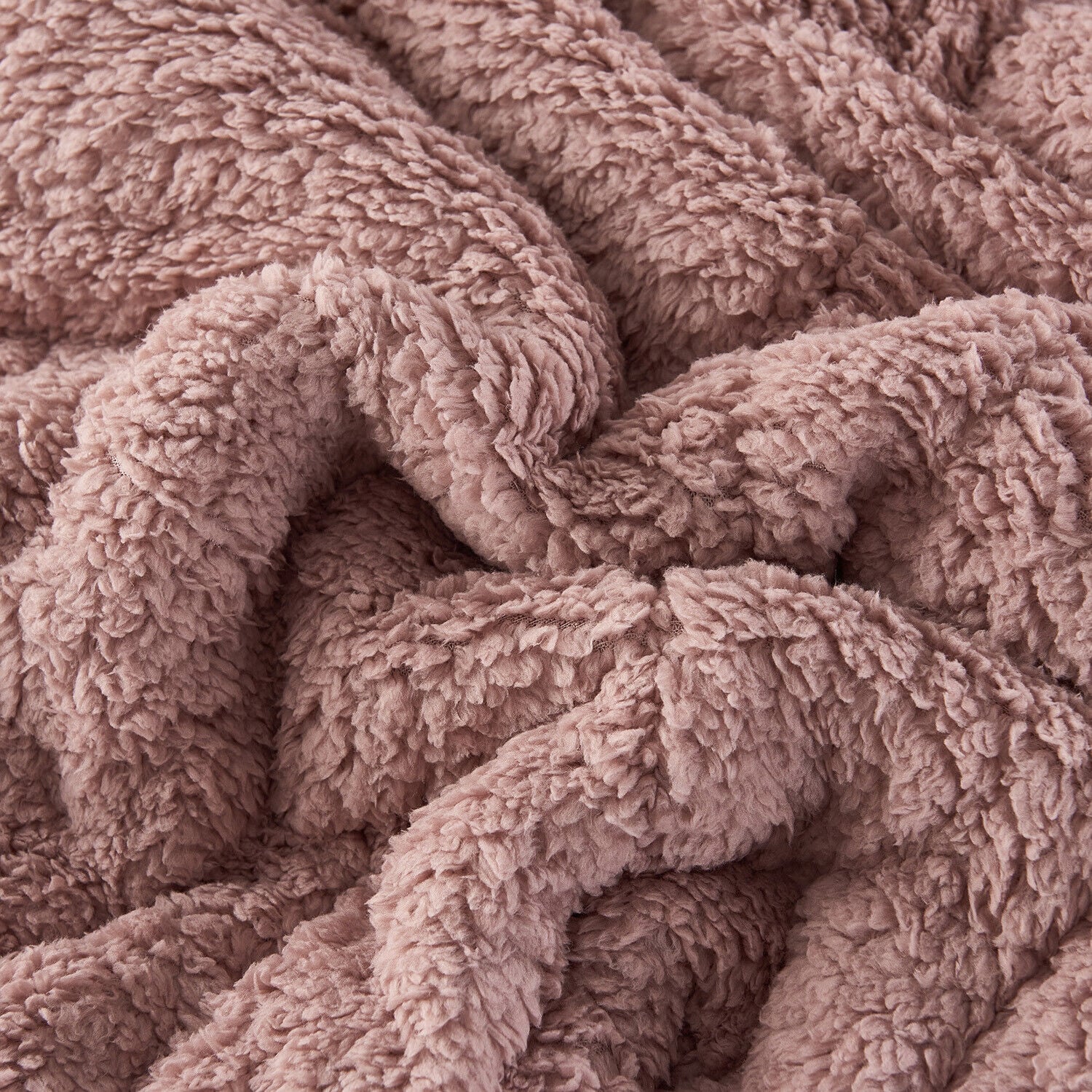 COBERTOR PLUSH KING ROSA CON CHIPORRO DIANA - 2