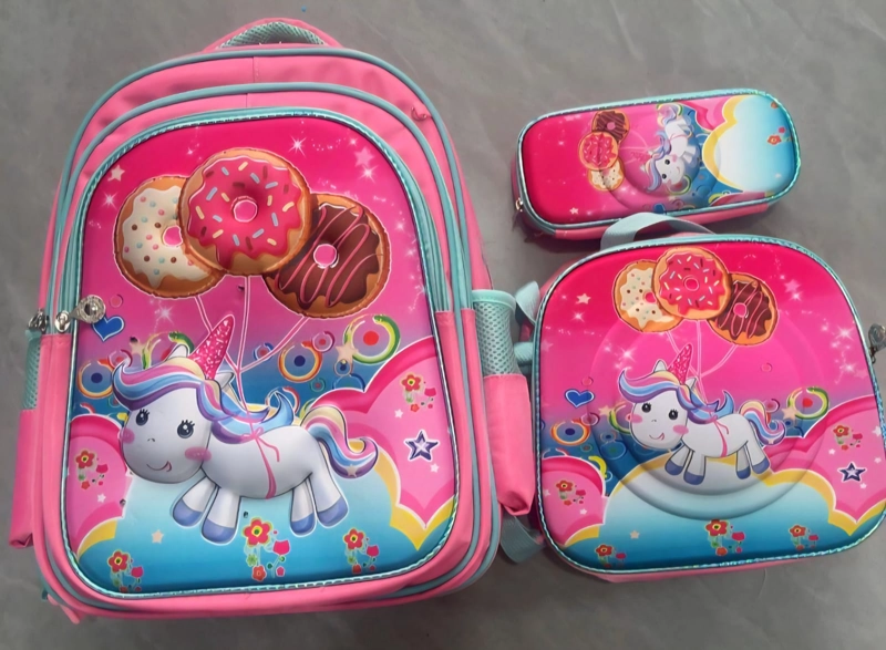 MOCHILA ESCOLAR PARA NIÑA MARIPOSAS TRES PIEZAS CON LONCHERA Y ESTUCHE RUEDA Y TIENE LUCES WM - 3