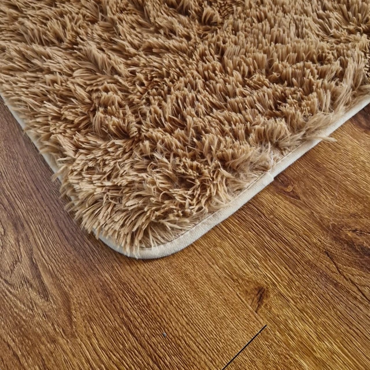 ALFOMBRA SHAGGY PELUDAS BEIGE OSCURO 50 X 80 CM - 3