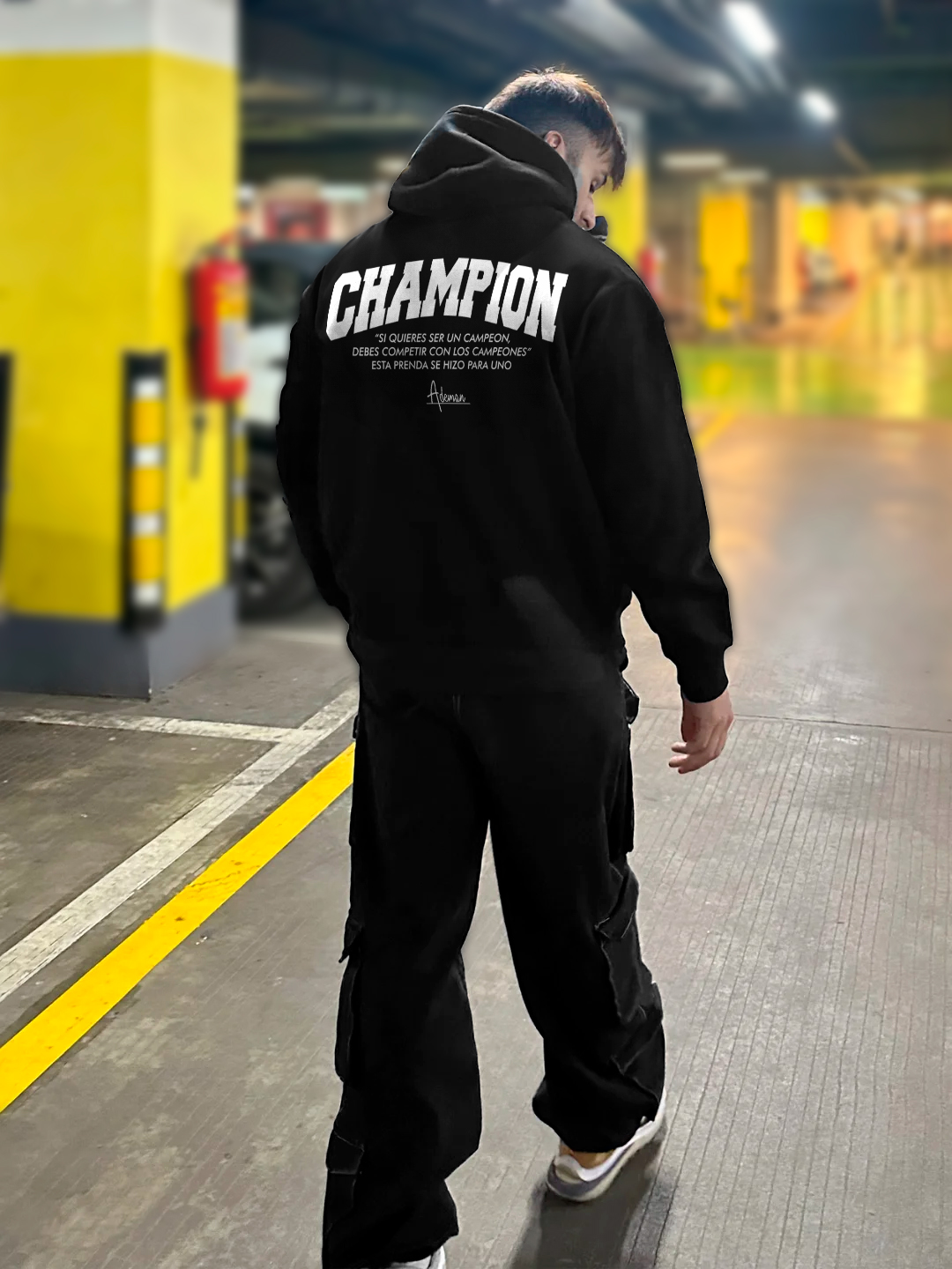 POLERON CANGURO EDITION CHAMPION BLACK- EDICION LIMITADA - 6