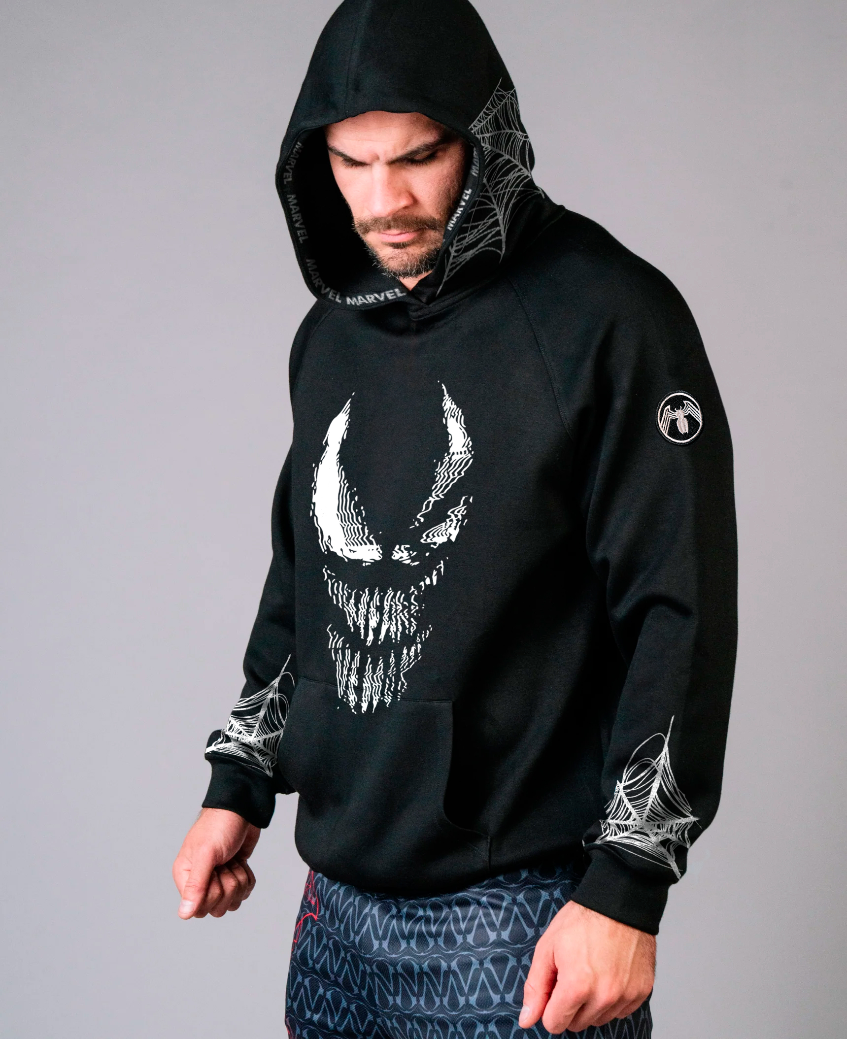 HOODIE POLERON CANGURO VENOM BLACK - EDICION LIMITADA - 4