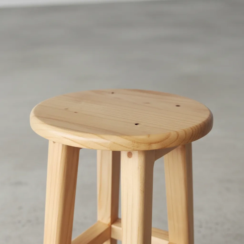 TABURETE PISO MADERA 45 de alto CM ENSAMBLADO A MANO BARNIZ NATURAL - 3