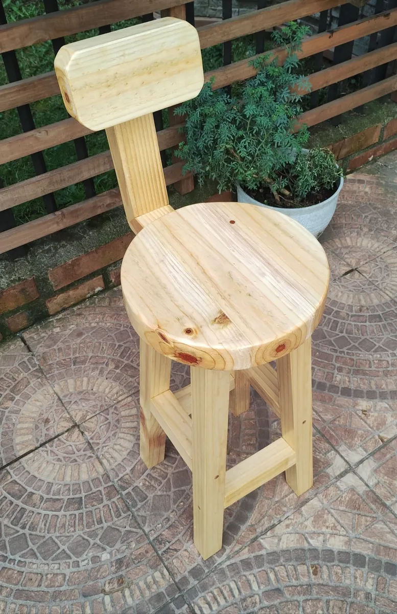 PISOS O TABURETES DE MADERA PARA BAR O COCINA VITRIFICADO BARNIZ MADERA - 3