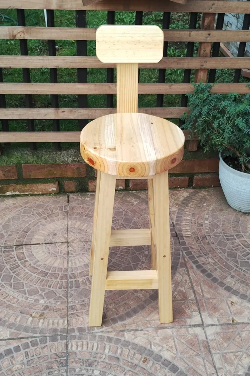 4 UNIDADES PISOS O TABURETES DE MADERA PARA BAR O COCINA VITRIFICADO BARNIZ MADERA - 4