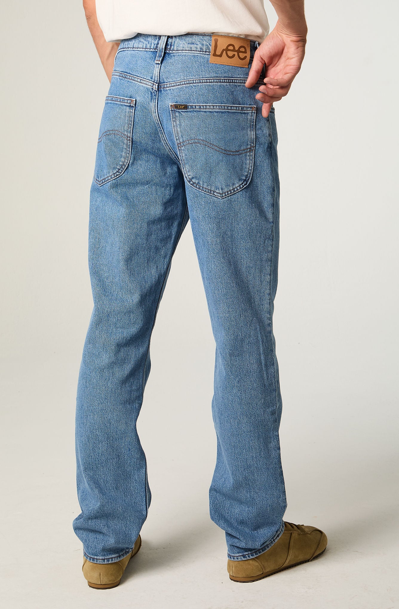 JEANS HOMBRE STRAIGHT TIRO ALTO CELESTE BROOKLYN - 3