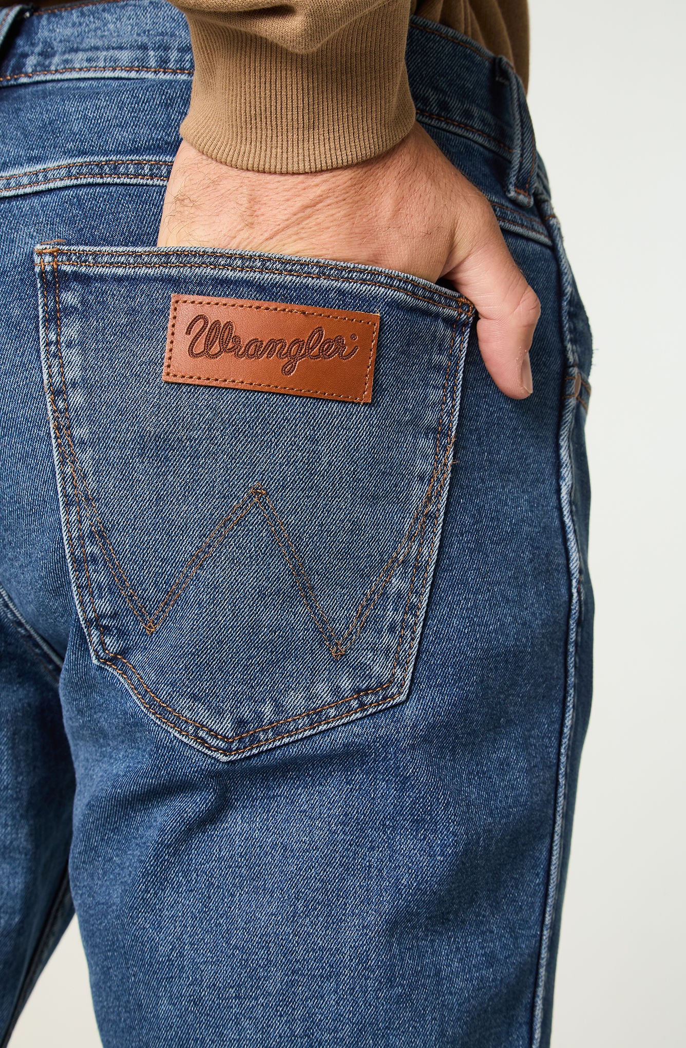 JEANS HOMBRE GREENSBORO STRAIGHT TIRO MEDIO AZUL MEDIO - 4