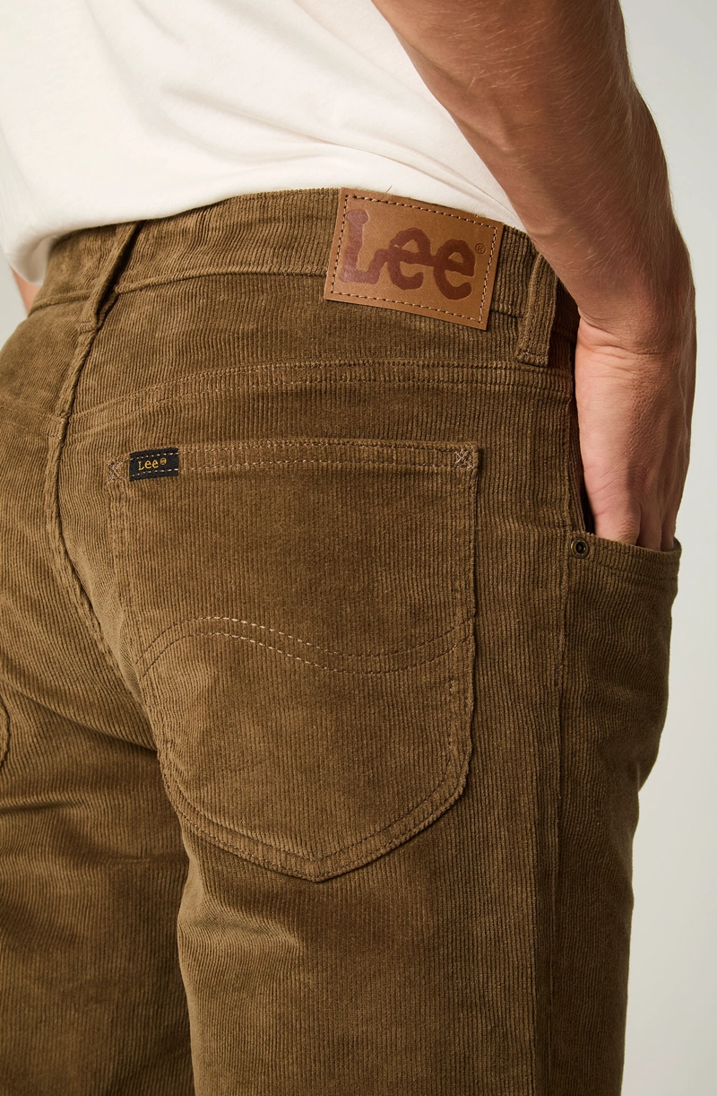 PANTALON HOMBRE REGULAR CAFE  CLARO DAREN COTELE - 4
