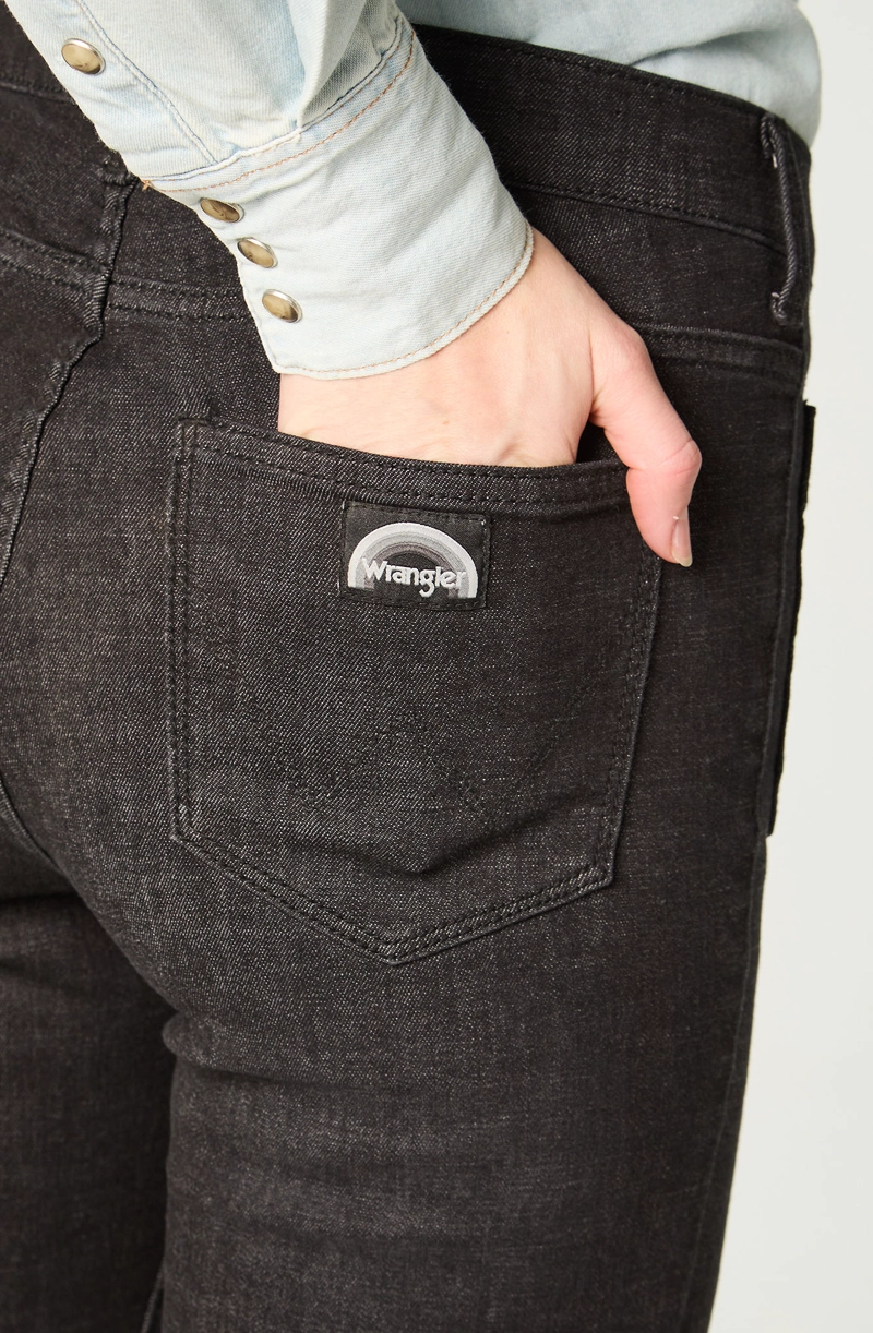 JEANS MUJER RETRO BOOT CUT MID RISE NEGRO - 4