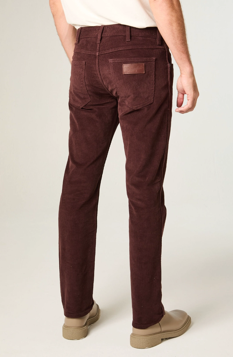 PANTALON HOMBRE GREENSBORO COTELE STRAIGHT TIRO MEDIO CAFE - 3