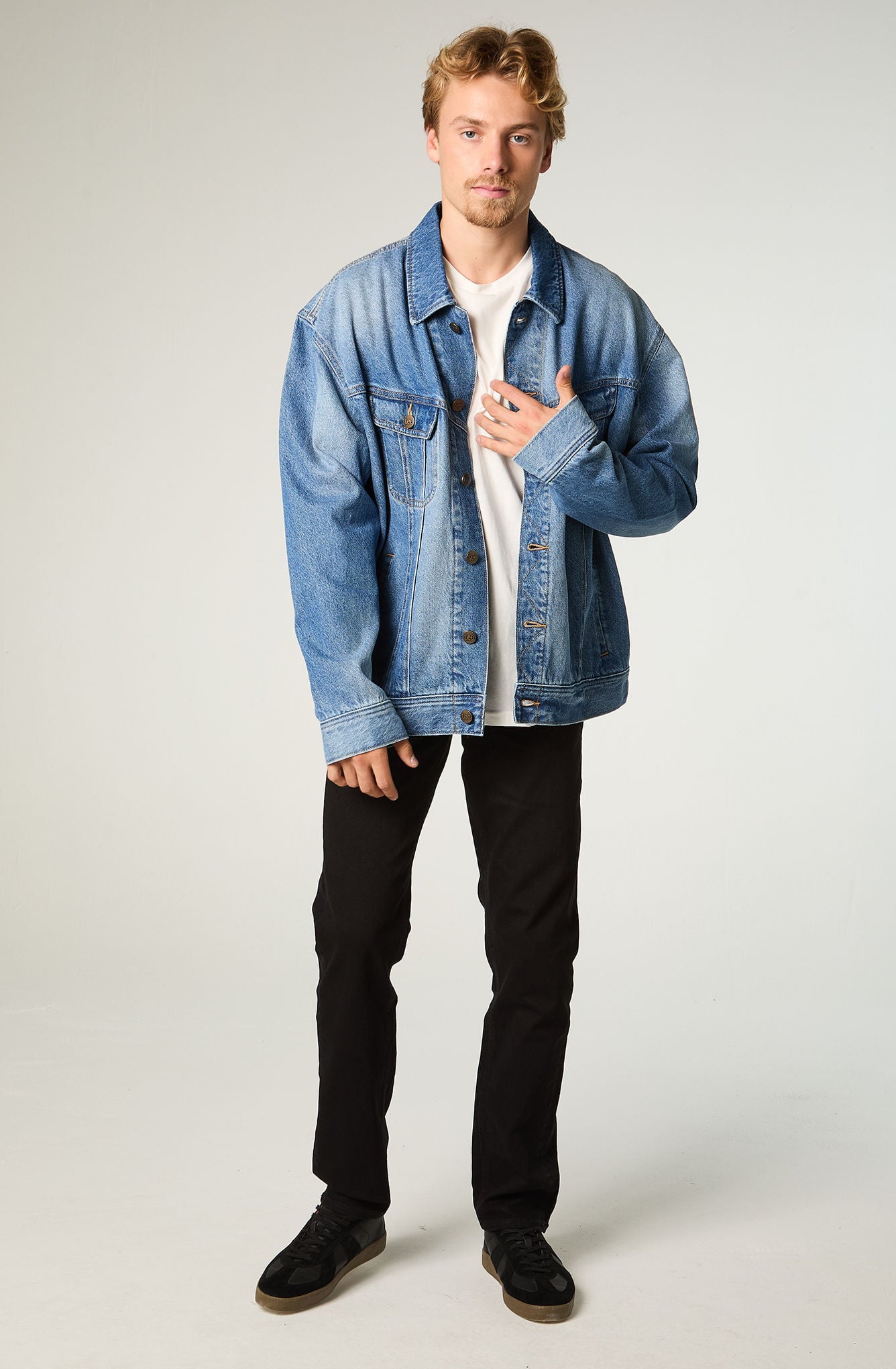 JEANS HOMBRE STRAIGHT TIRO MEDIO NEGRO DAREN - 2