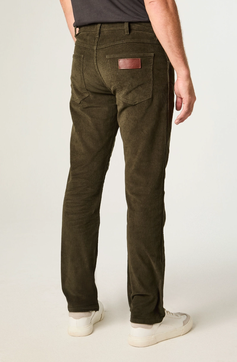 PANTALON HOMBRE GREENSBORO COTELE STRAIGHT TIRO MEDIO VERDE MILITAR - 3