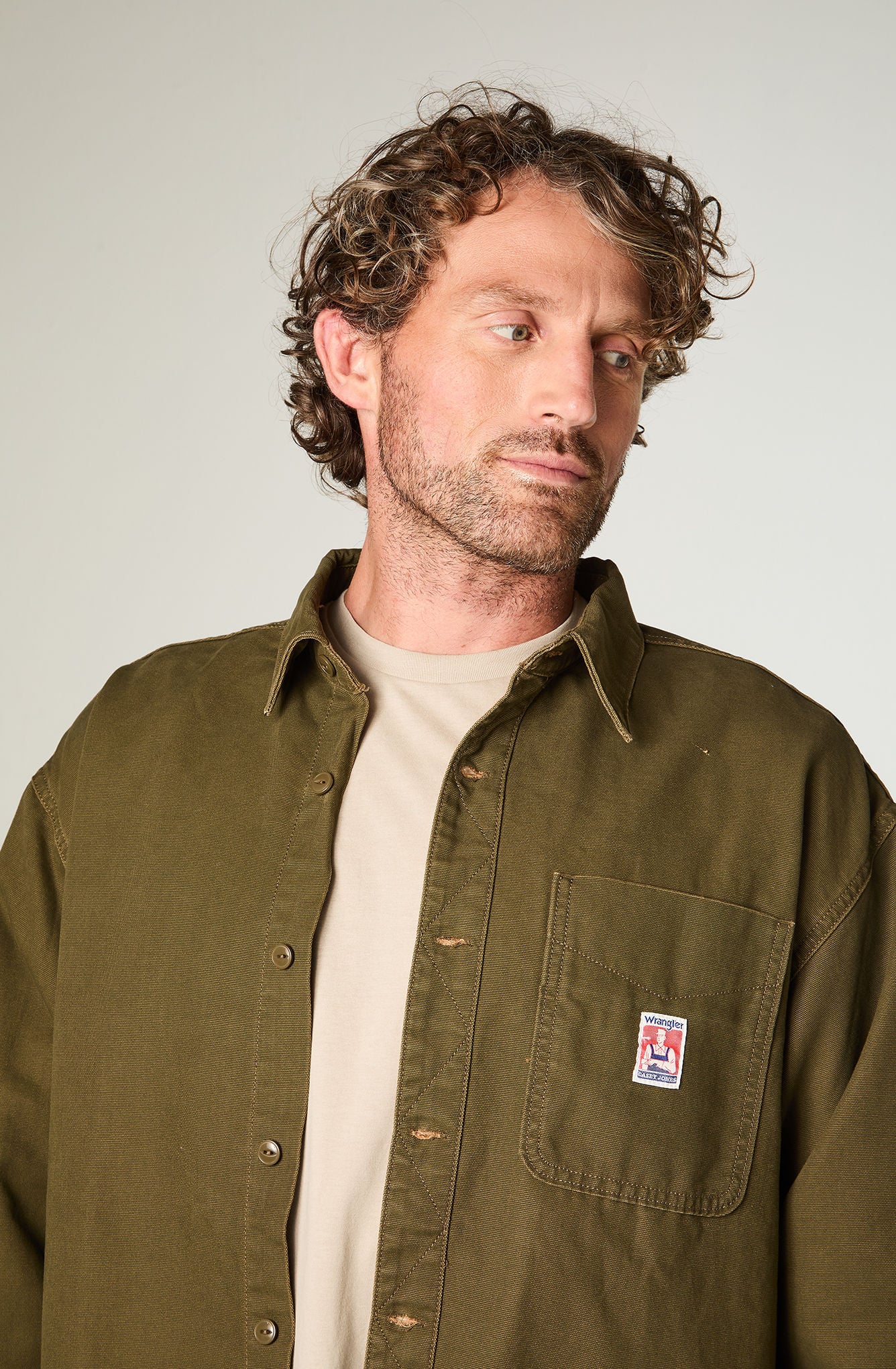 SOBRECAMISA HOMBRE 1 POCKET OVERSIZE FIT CAFE  CLARO - 3