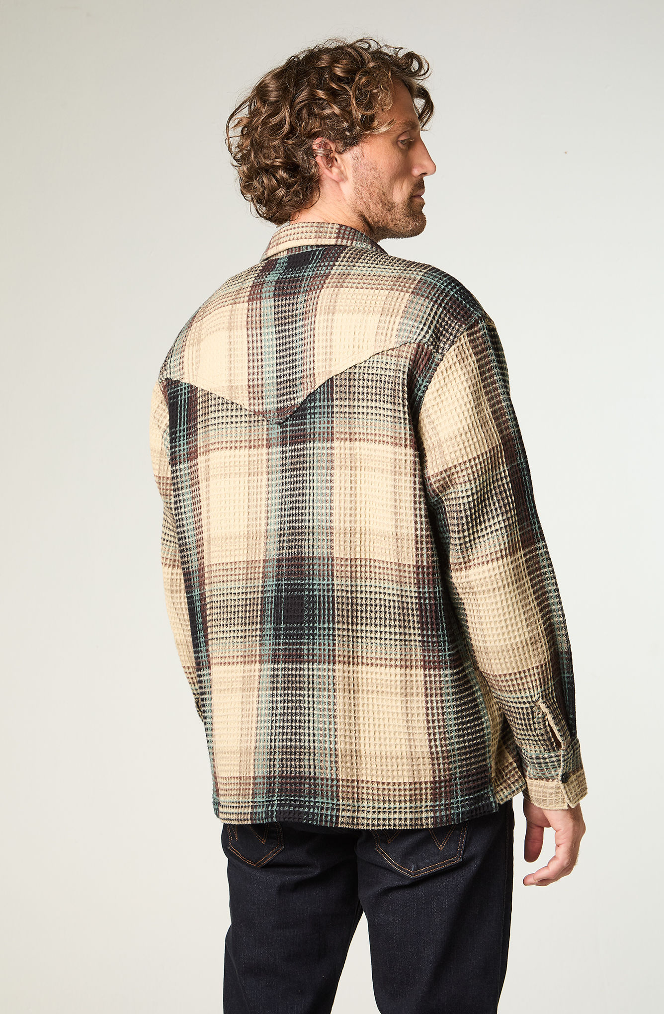 SOBRECAMISA HOMBRE LS RESORT OVERSIZE FIT VERDE MILITAR - 4