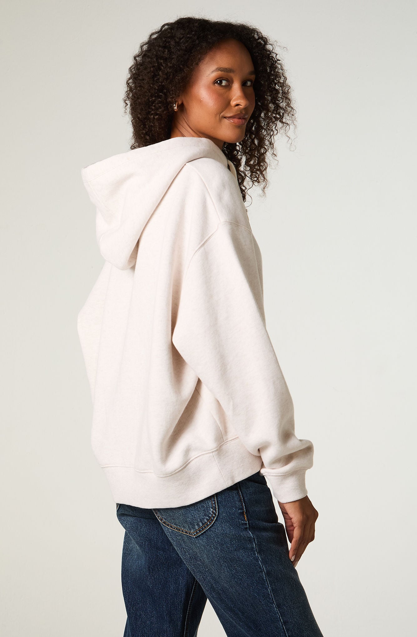POLERON MUJER REGULAR ECRU HOODIE - 4