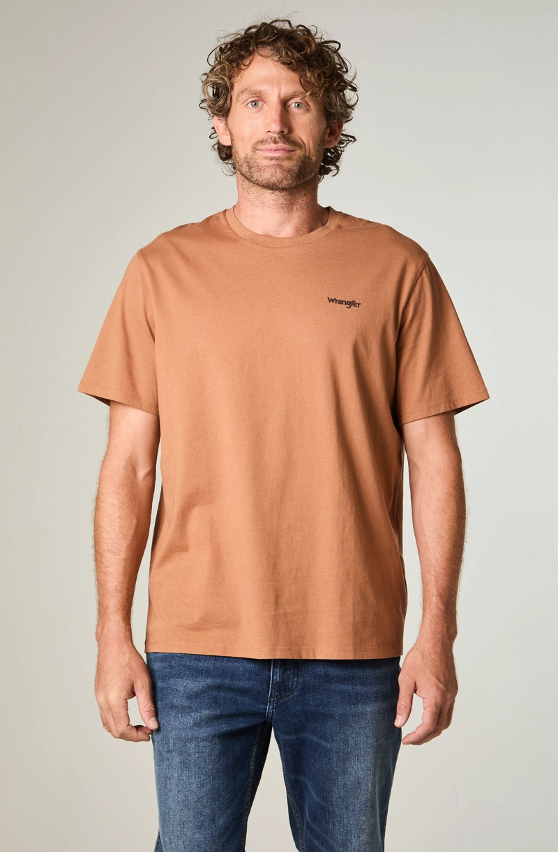 POLERA HOMBRE GRAPHIC REG TEE REGULAR FIT BEIGE - 1