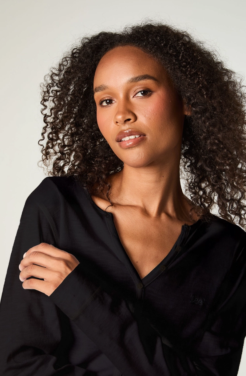 POLERA  MUJER REGULAR NEGRO HENLEY - 3