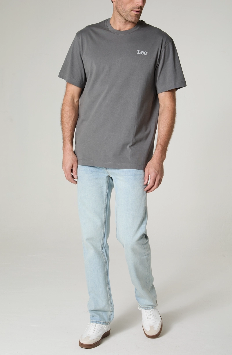 POLERA HOMBRE CUELLO REDONDO MANGA CORTA  CON ESTAMPADO EN ESPALDA REGULAR FIT - 1