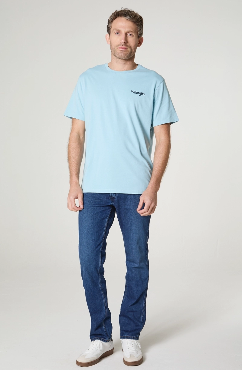 POLERA HOMBRE CUELLO REDONDO CON ESTAMPADO EN ESPALDA REGULAR FIT 100% COTTON - 1
