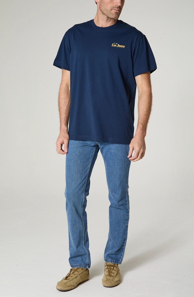 POLERA HOMBRE CUELLO REDONDO MANGA CORTA  CON ESTAMPADO EN ESPALDA REGULAR FIT - 1