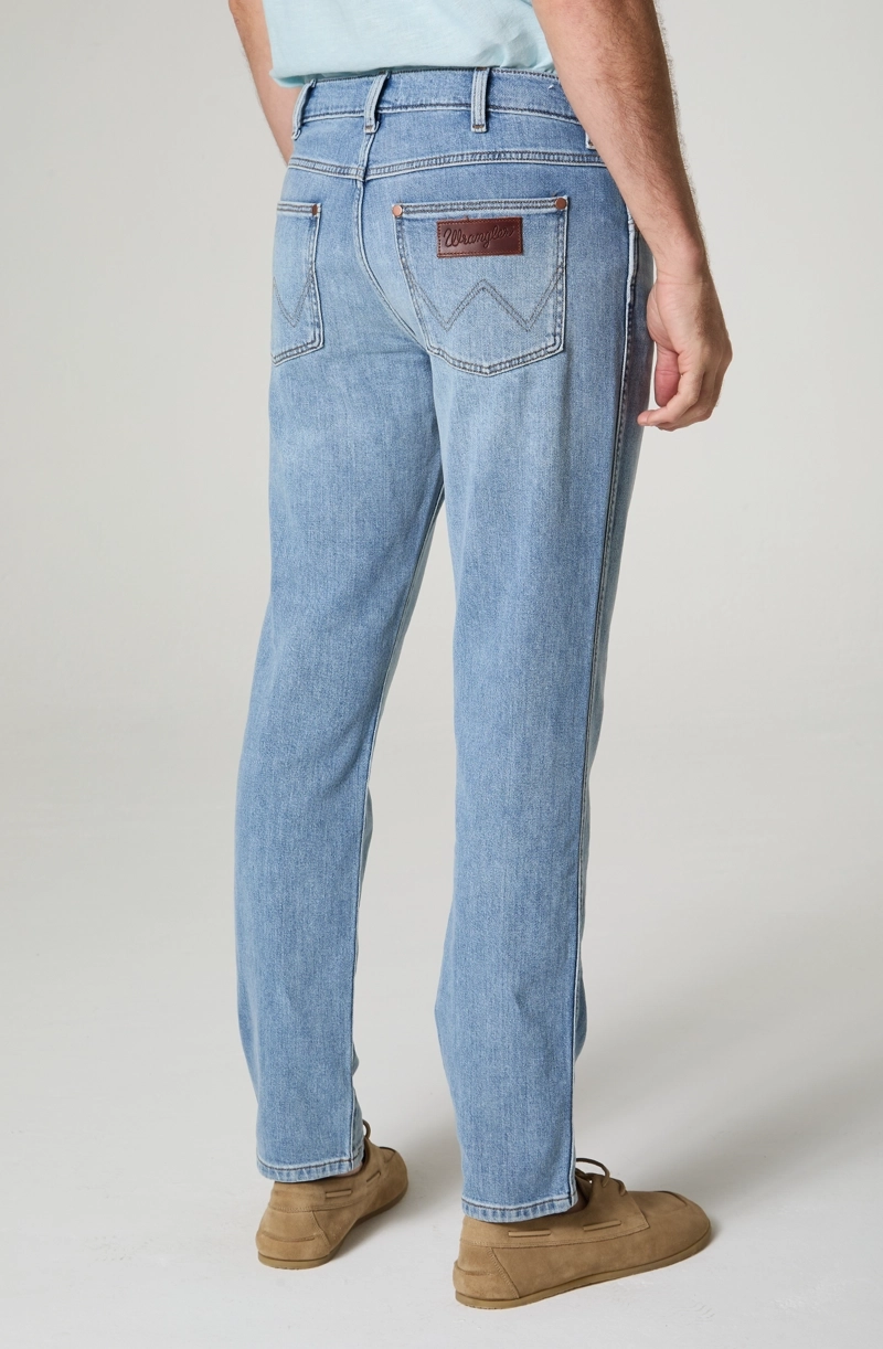 JEANS WRANGLER HOMBRE LARSTON LIGHT BLUE - 3