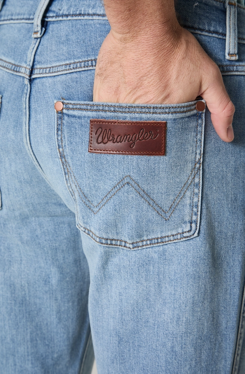 JEANS WRANGLER HOMBRE LARSTON LIGHT BLUE - 4