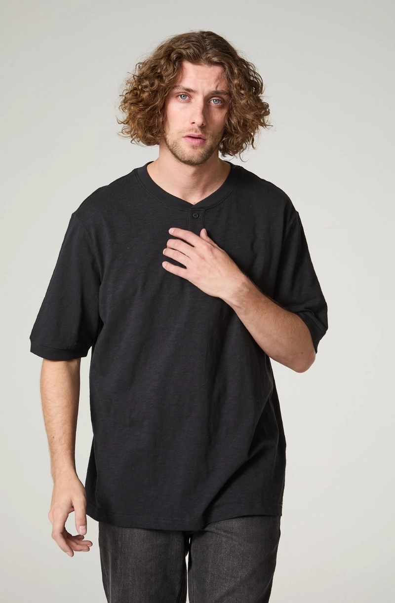 POLERA HOMBRE MANGA CORTA  HENLEY REGULAR  FIT BOTONES - 2