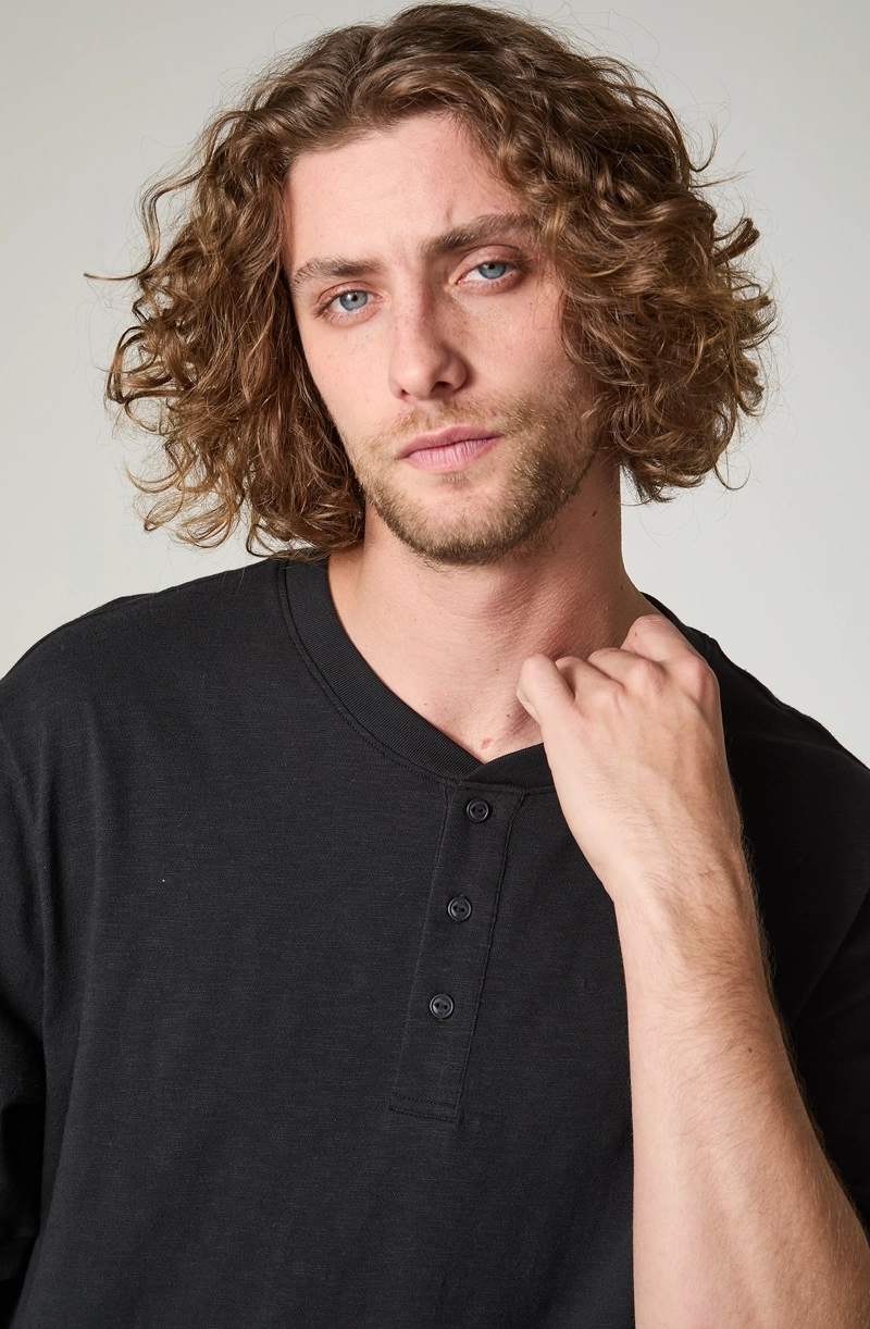 POLERA HOMBRE MANGA CORTA  HENLEY REGULAR  FIT BOTONES - 3