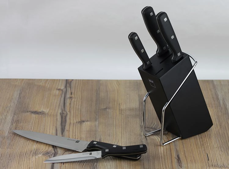 TACO DE CUCHILLOS MAGEFESA BLADE 6 PZ - 11