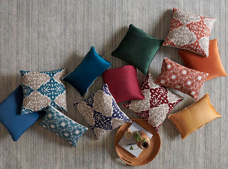 COJIN RIPLEY HOME VELVET 45 X 45 CM AZUL - 2
