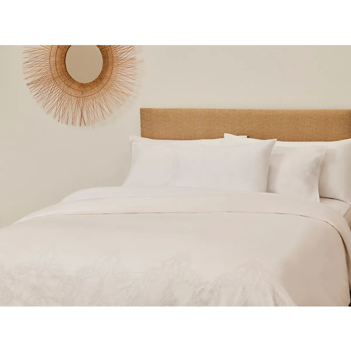 CUBREPLUMON RIPLEY HOME 1.5 PLAZAS BLANCO BRODERIE - 1