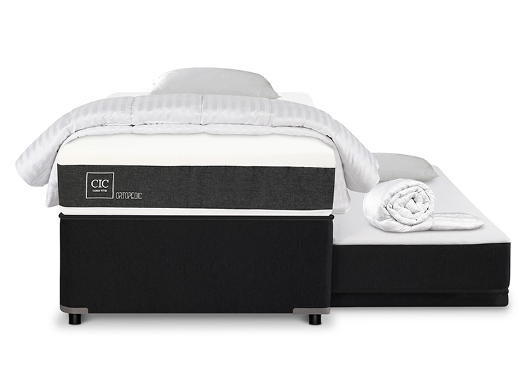 JUEGO DE DORMITORIO CIC CAMA DIVAN NEW ORTOPEDIC BLACK 1.5 PLAZAS GRIS + PLUMONES + ALMOHADAS - 1