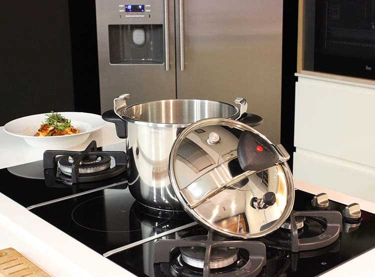 OLLA A PRESIÓN MAGEFESA STAR PLATA 10 L - 6