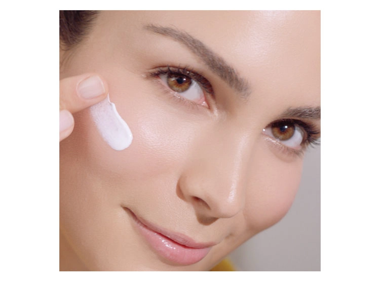 CREMA FACIAL GARNIER HIDRATANTE EXPRESS ACLARA SPF 30 50 ML - 7
